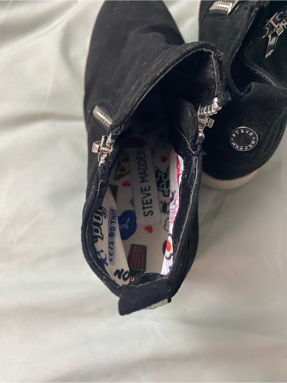 Steve Madden JWedgie Black Suede Wedge Sneakers – Youth Size 2M